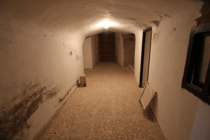 Image No.25-6 Bed Country House for sale