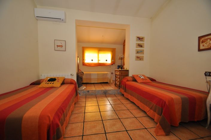 Image No.6-Maison de village de 4 chambres à vendre à Chinorlet