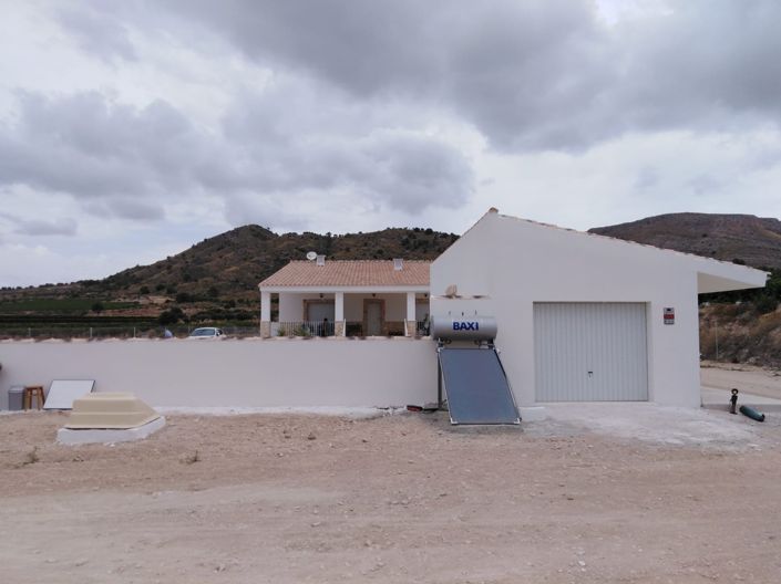 Image No.4-5 Bed Property for sale