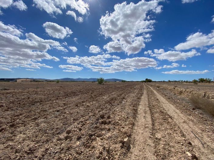 Image No.2-Terreno en venta