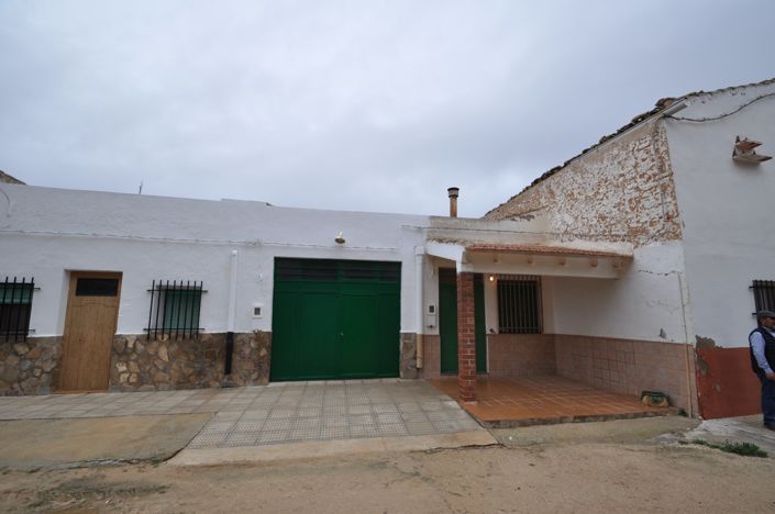 Image No.5-3 Bed Villa for sale