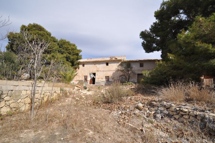 Image No.2-4 Bed Country House for sale
