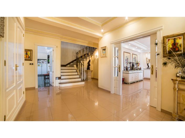 Image No.22-6 Bed Villa for sale