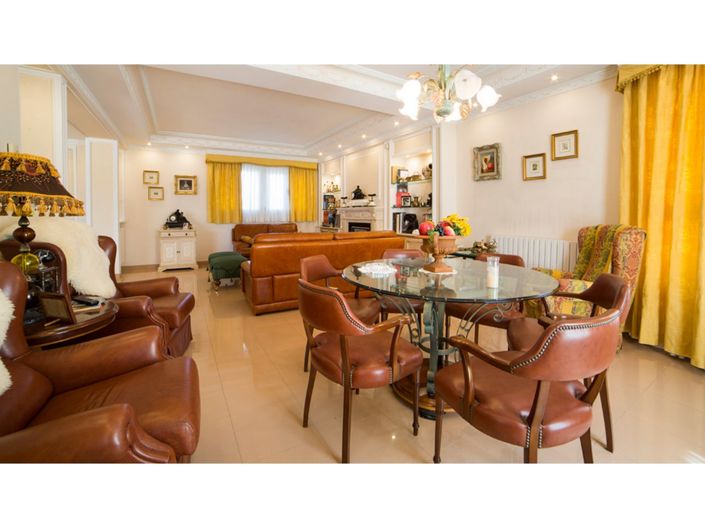 Image No.7-6 Bed Villa for sale