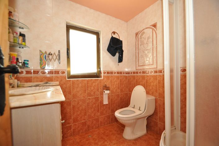 Image No.10-Maison de campagne de 5 chambres à vendre à Yecla