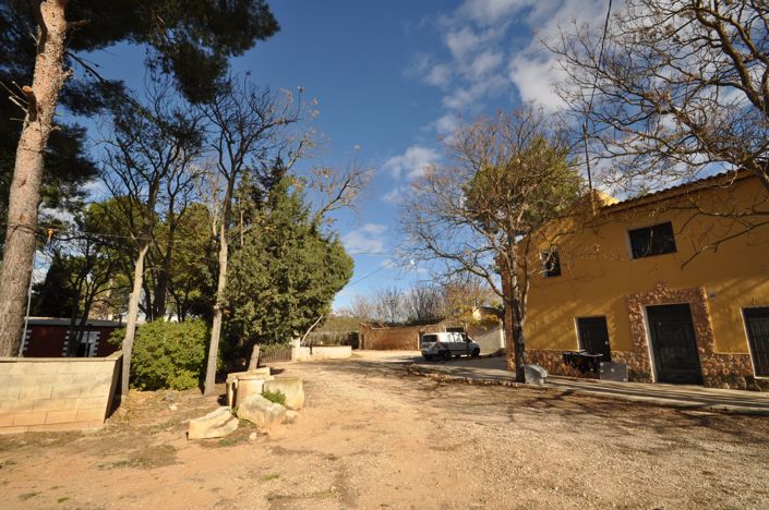 Image No.45-Maison de campagne de 5 chambres à vendre à Yecla