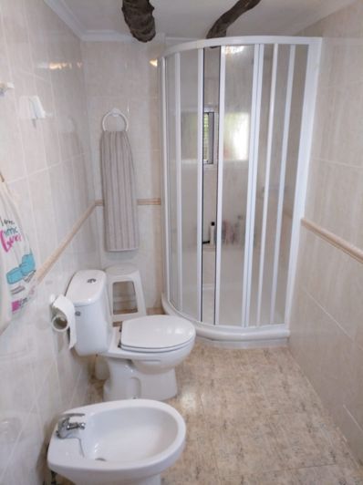 Image No.14-3 Bed Country House for sale