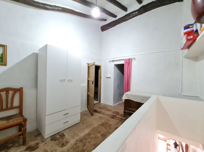 Image No.21-3 Bed Country House for sale