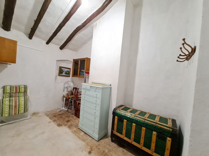 Image No.25-3 Bed Country House for sale