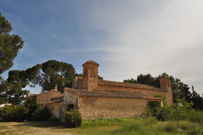 Image No.1-Maison de campagne de 15 chambres à vendre à Yecla