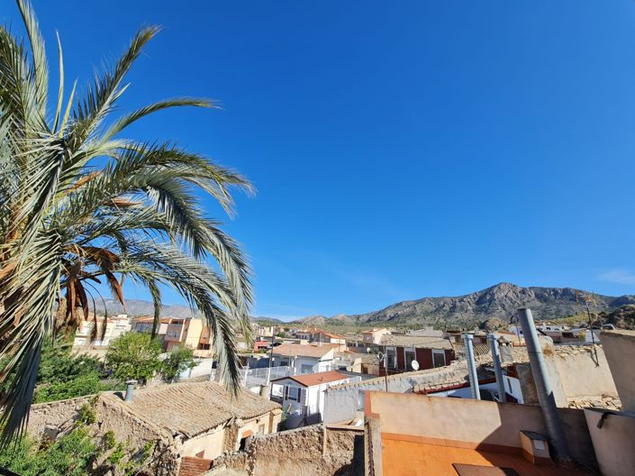 Image No.14-3 Bed Townhouse for sale