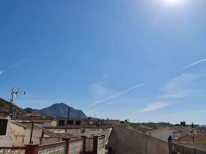 Image No.25-3 Bed Townhouse for sale