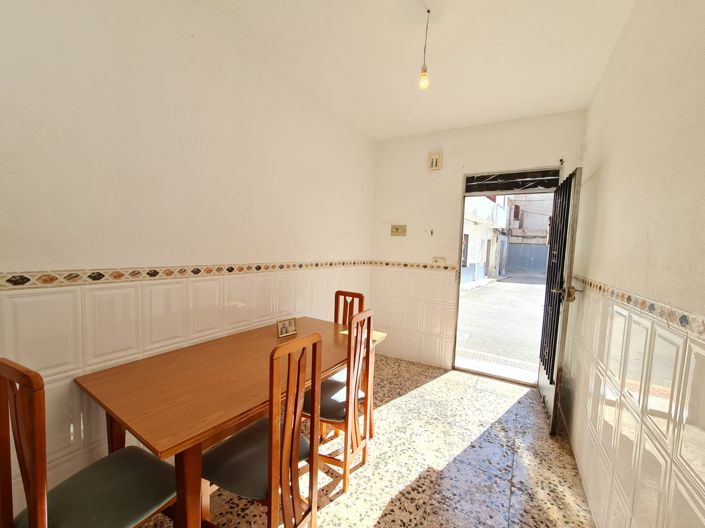 Image No.7-3 Bed Townhouse for sale