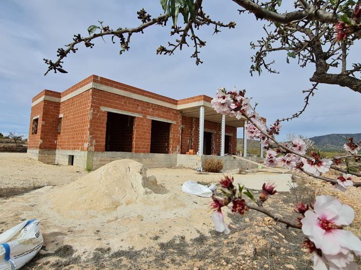 Image No.1-3 Bed Villa for sale