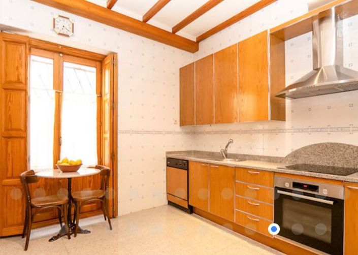 Image No.10-4 Bed Townhouse for sale