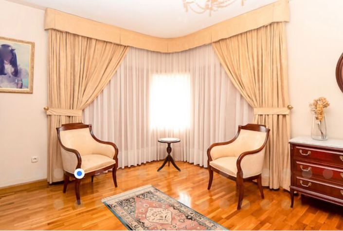 Image No.19-4 Bed Townhouse for sale