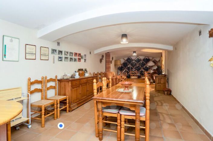 Image No.29-4 Bed Townhouse for sale