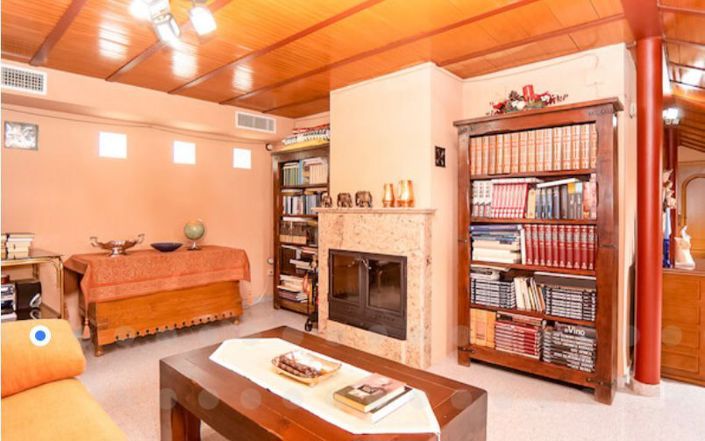 Image No.8-4 Bed Townhouse for sale