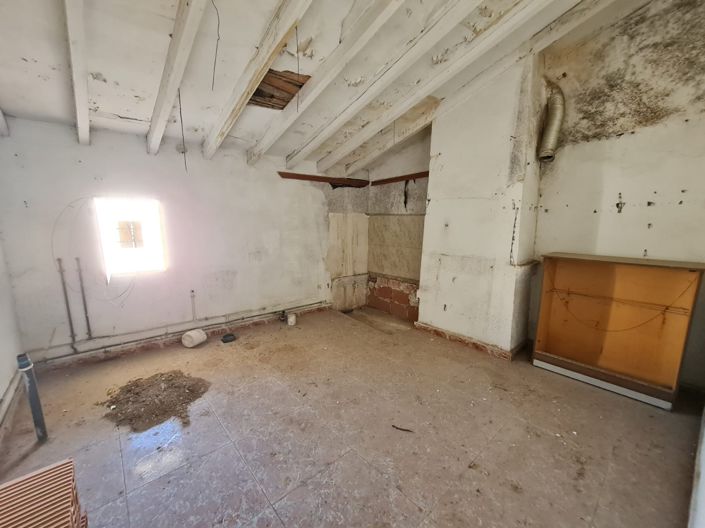 Image No.15-3 Bed Townhouse for sale