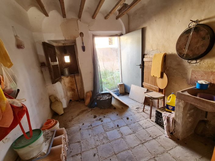 Image No.16-6 Bed Village House for sale