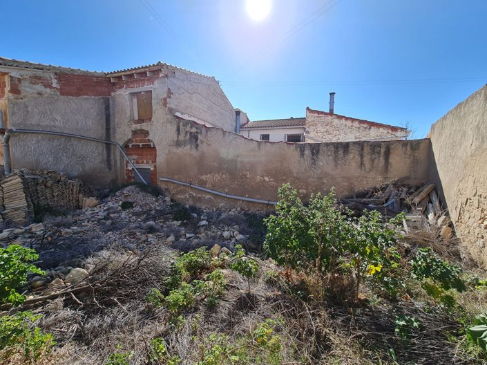 Image No.32-6 Bed Village House for sale