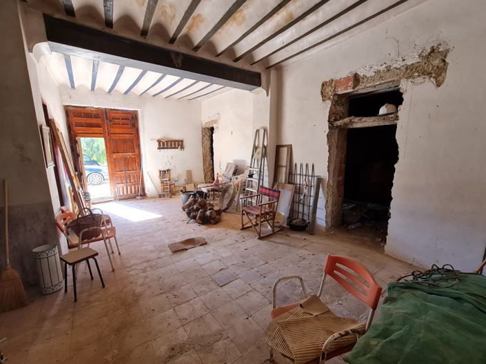 Image No.7-6 Bed Village House for sale