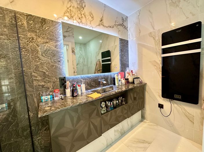 Image No.12-5 Bed Villa for sale