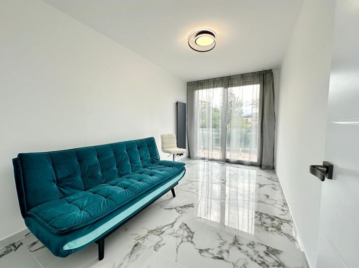 Image No.18-5 Bed Villa for sale