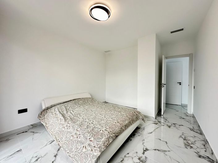 Image No.23-5 Bed Villa for sale