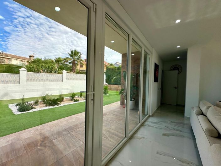 Image No.46-5 Bed Villa for sale