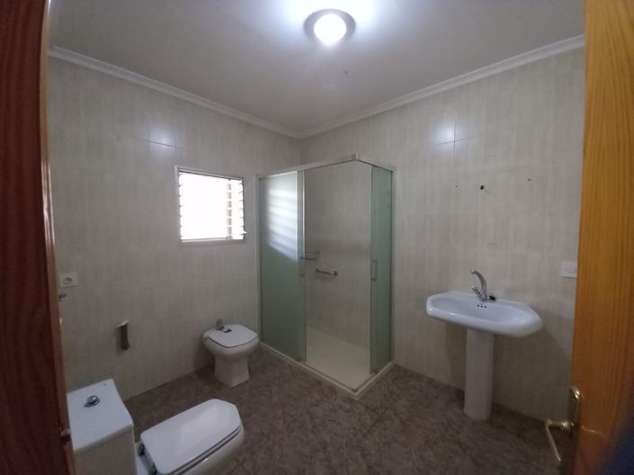 Image No.5-3 Bed Townhouse for sale