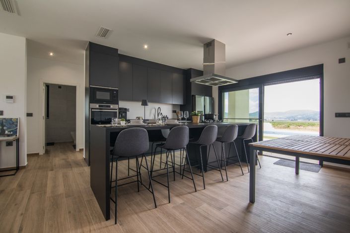 Image No.9-3 Bed Property for sale