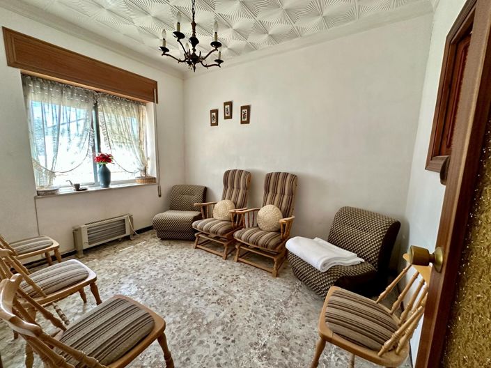 Image No.17-5 Bed Country House for sale