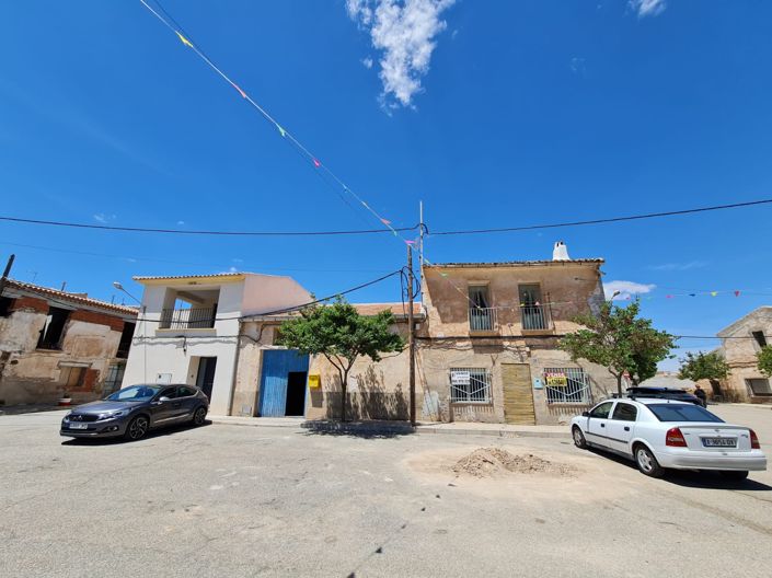 Image No.35-5 Bed Country House for sale