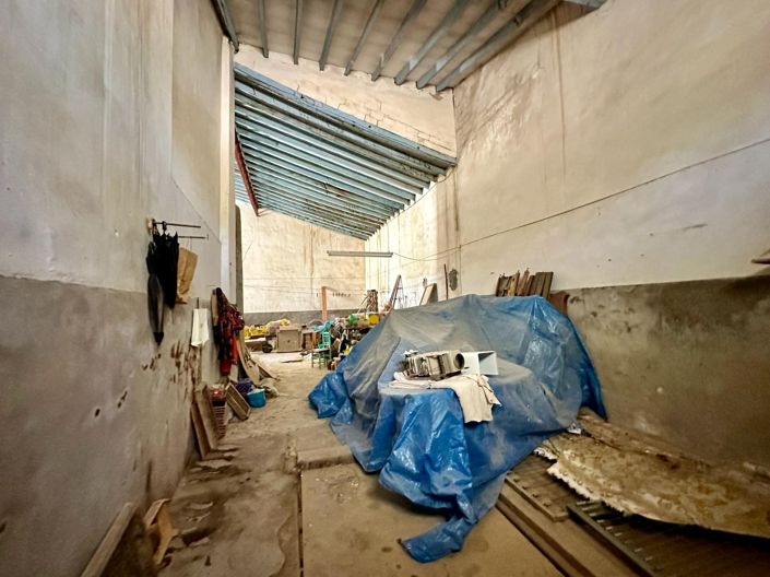 Image No.41-5 Bed Country House for sale