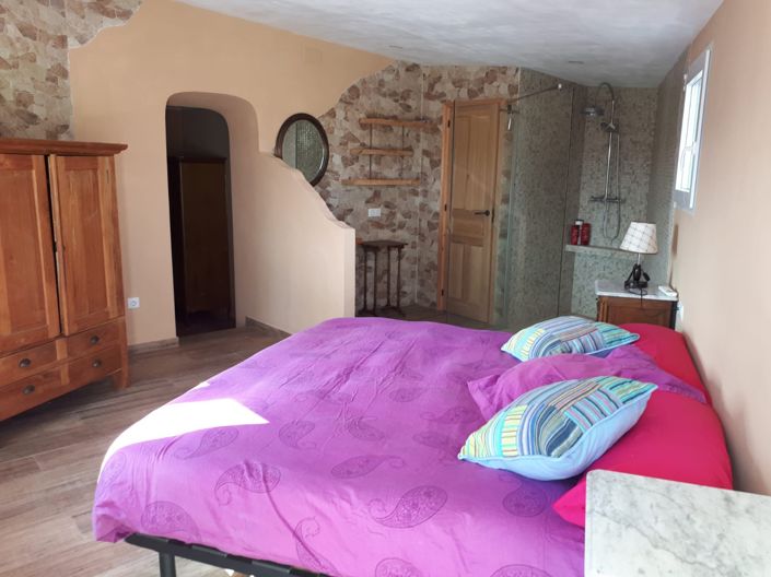 Image No.24-10 Bed Villa for sale