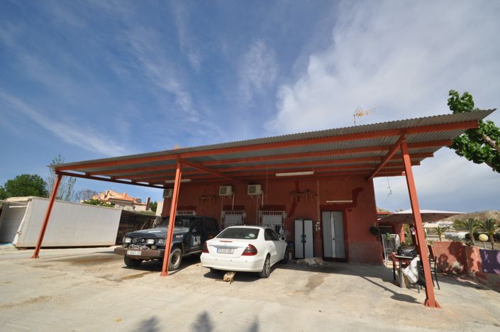 Image No.25-4 Bed Commercial for sale