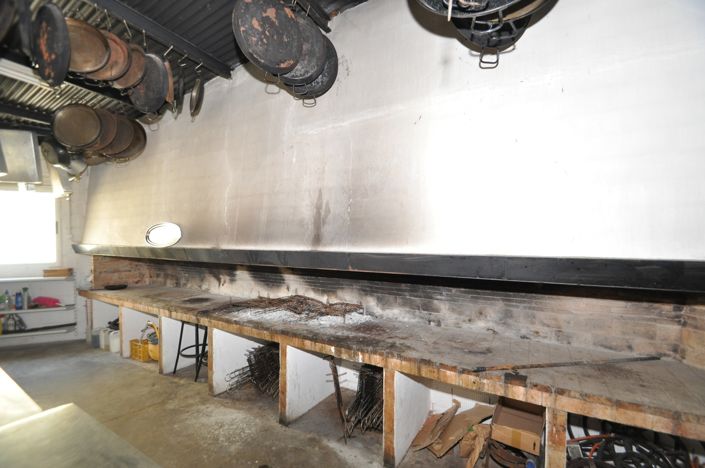 Image No.44-4 Bed Commercial for sale