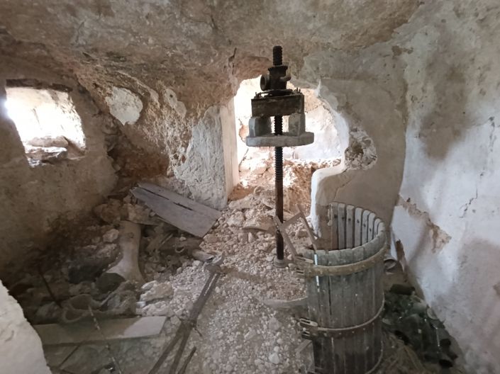 Image No.14-4 Bed Townhouse for sale