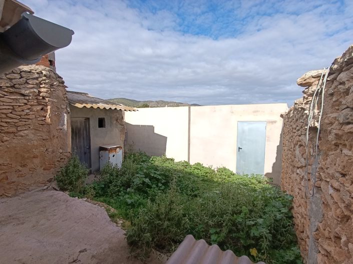 Image No.9-4 Bed Townhouse for sale