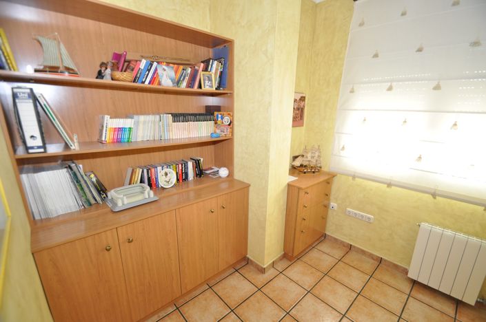 Image No.16-5 Bed Villa for sale