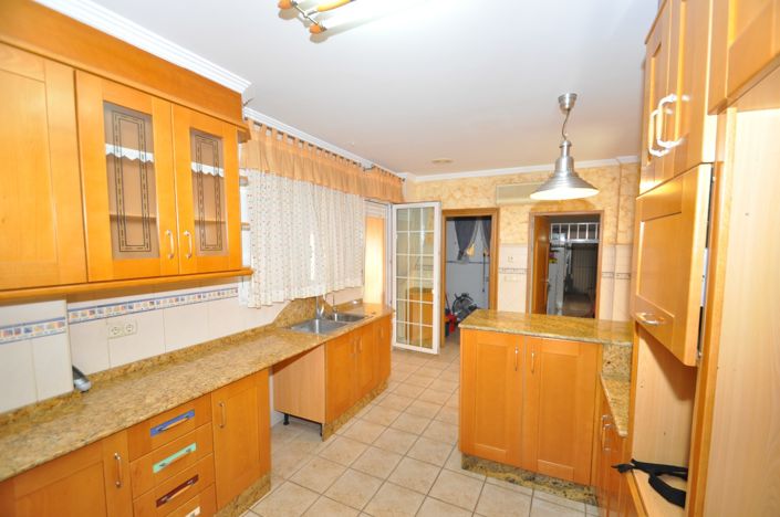 Image No.7-5 Bed Villa for sale
