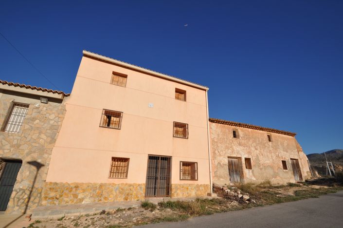 Image No.1-Maison de campagne de 4 chambres à vendre à Algueña