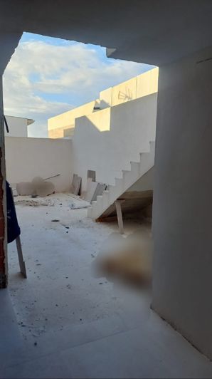 Image No.23-4 Bed Property for sale