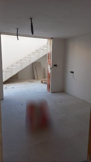 Image No.24-4 Bed Property for sale