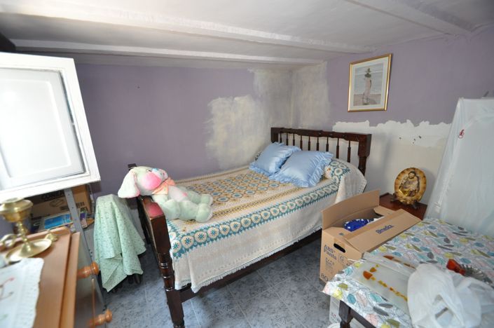 Image No.21-9 Bed Country House for sale