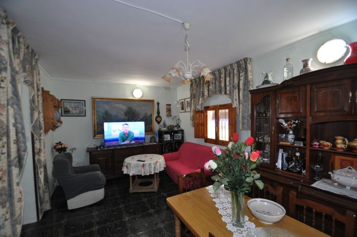 Image No.32-9 Bed Country House for sale