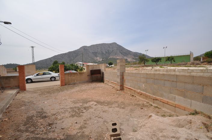 Image No.13-4 Bed Townhouse for sale