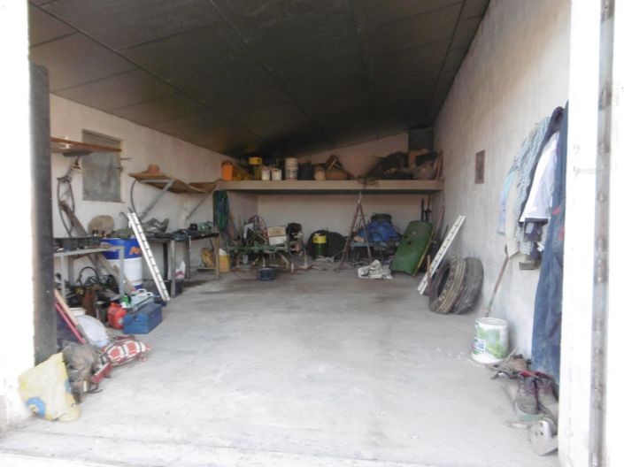 Image No.17-3 Bed House for sale