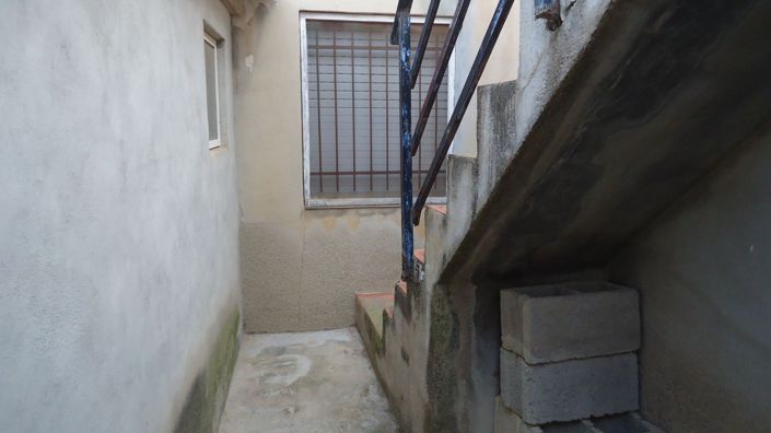 Image No.10-2 Bed Townhouse for sale